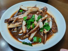 红烧鱿鱼-红灯笼龙凤饭店(宁波老字号店)