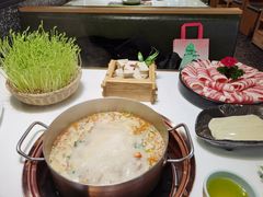 -洪氏嗨捞·猪肚鸡火锅(阳光天地店)