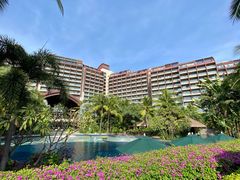 -三亚湾海居铂尔曼度假酒店