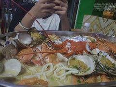 -东记炭炉·海鲜鸡煲(龙华店)