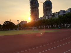 -上海市曹杨第二中学