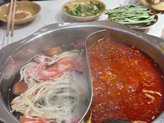 -岗上渣渣老火锅(两路口店)