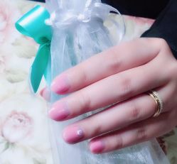 -爱美睫美甲会馆