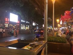 -八一好吃街·高品美食广场