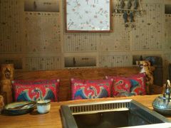 -老牌坊云南鱼豆花火锅(嵩山店)
