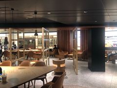大堂-星巴克臻选(国贸商城首店)