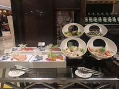 -南湖名都·景湖轩全日制餐厅·海鲜自助·东南亚风味·临湖而食