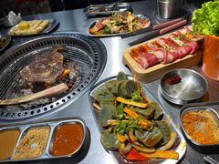 -马路牙子烧烤音乐酒馆(望京店)