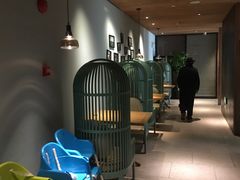 等位区-黛瓦里巷(南京东路店)