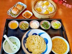 -寄畅興·百年蟹黄面·万国建筑群(外滩27号店)