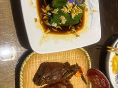 -东口码头·烧鸽子·鱼头泡饼·地方菜(金鹰悦城店)