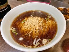 红汤面底-裕兴记•蟹黄面馆(人民广场店)