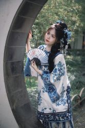 -一揽芳华汉服旗袍体验馆(拙政园店)