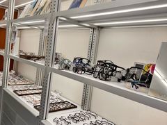 -无奔眼镜·蔡司·依视路授权店(马家堡店)