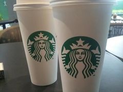 香草味拿铁-星巴克(大连瓦房店世纪广场店)