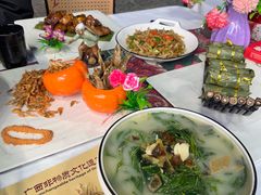 -刘姐啤酒鱼民族演艺餐厅(西街总店)