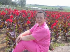 -北纬44度·金珠花海休闲农业旅游景区