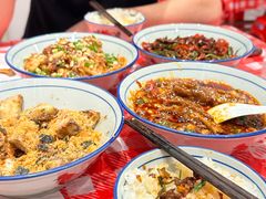 -荆九爷爆炒桥头三嫩(云南北路店)