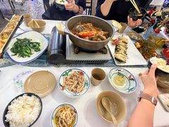-刘姐啤酒鱼民族演艺餐厅(西街总店)