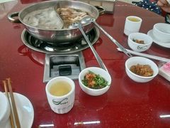 -老石黑山羊毛驴肉火锅(金凯广场店)