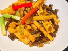 春笋烧鹿茸菌-闽和南(深圳万象城店)