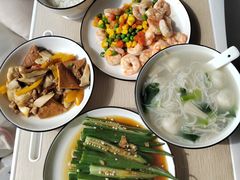 -爱的果实月嫂育婴师(世纪东方店)