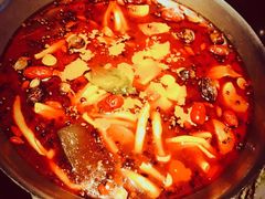 -湊湊火锅·茶憩(新中关购物中心店)