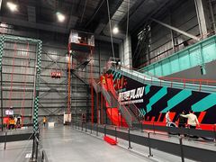 -极限PLAY运动娱乐新世界·团建派对潮玩休闲馆·室内蹦极高空游乐园