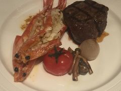 Surf&Turf-恰餐厅及酒吧 CHAR Bar & Grill (北京丽都皇冠假日店)