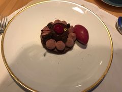 巧克力榛果蛋糕-迪拜帆船酒店海底餐厅