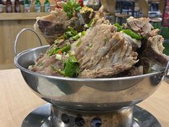 -席娜卡琳火车铁道夜市