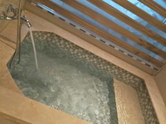 -兴芮温泉度假区