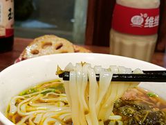 -矮子粉店1985·长沙米粉(湘春路店)