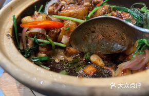 Golden Herb Stir-fried Yangshan Fan Chicken