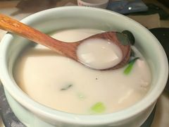 -吴越荣记苏州菜·松鼠桂鱼 100% 活鱼现做(月光码头店)