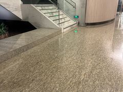 -上海虹桥西郊假日酒店