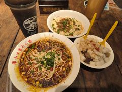 -周小波重庆小面·重庆名小吃(邹容路店)