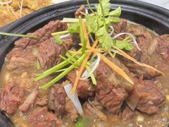 -李连贵熏肉美食酒楼(东市商贸店)