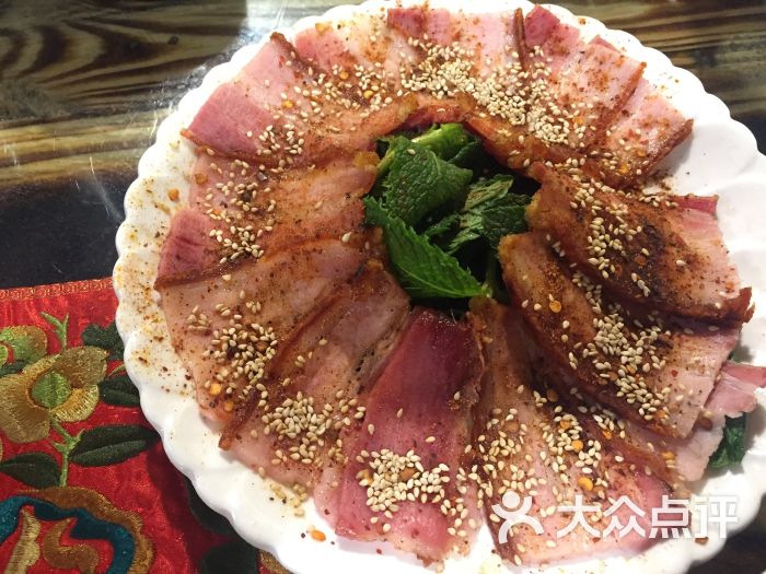 小锅巴纳西美食-招牌纳西烤肉图片-丽江美食-大众点评网