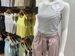 -优衣库(上海金桥国际商业广场店)