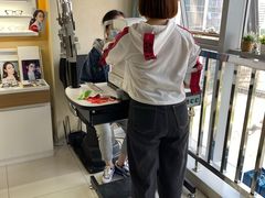 -视野联行眼镜·蔡司授权店(长白万象汇店)