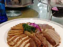 -鑫皇朝酒店(建设一路店)