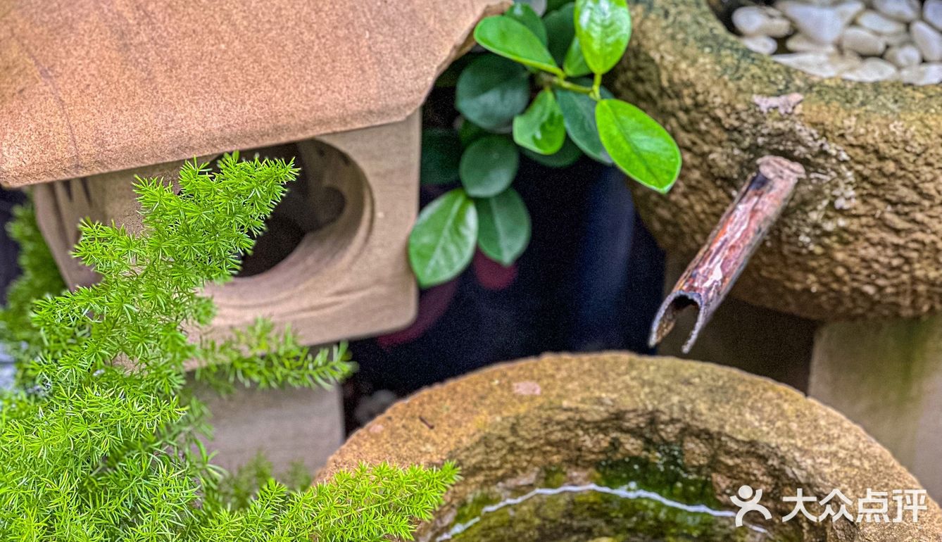 今天就解锁一家隐藏在东门的宝藏泰式料理专门店