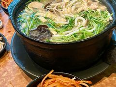 -丽虹云南过桥米线(兴工街店)