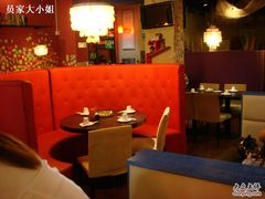 卡座-茶花妹子云南餐厅(传媒大学店)
