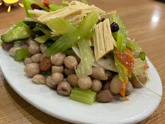 凉菜拼盘-清真老铁家灌汤包