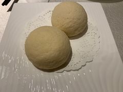 脆皮流沙包-皇朝会.经典传统粤菜(外滩店)