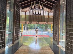 -绍兴鉴湖君澜大酒店