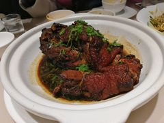 -老码头黑皮肘子锅包肉(赣水路店)