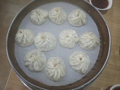 -清真老铁家灌汤包